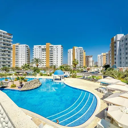 Apartment Ground Floor In Caesar & Spa, Long Beach *