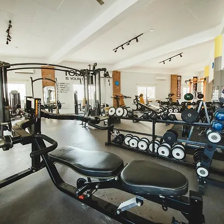 Apartment Ground Floor In Caesar & Spa, Long Beach *