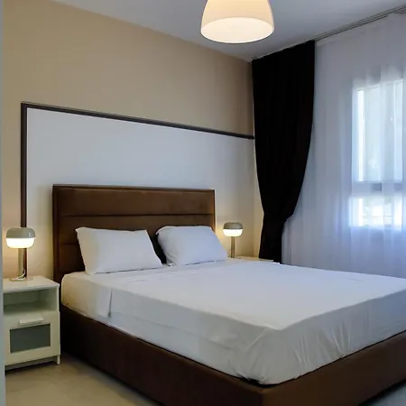 Apartment Ground Floor In Caesar & Spa, Long Beach